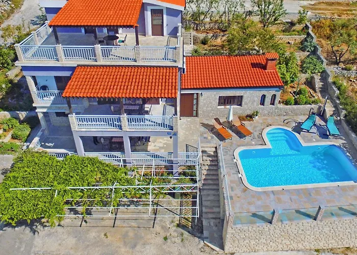 Seaside Near Trogir - Poljica Villa