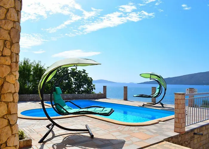 Seaside Near Trogir - Poljica
